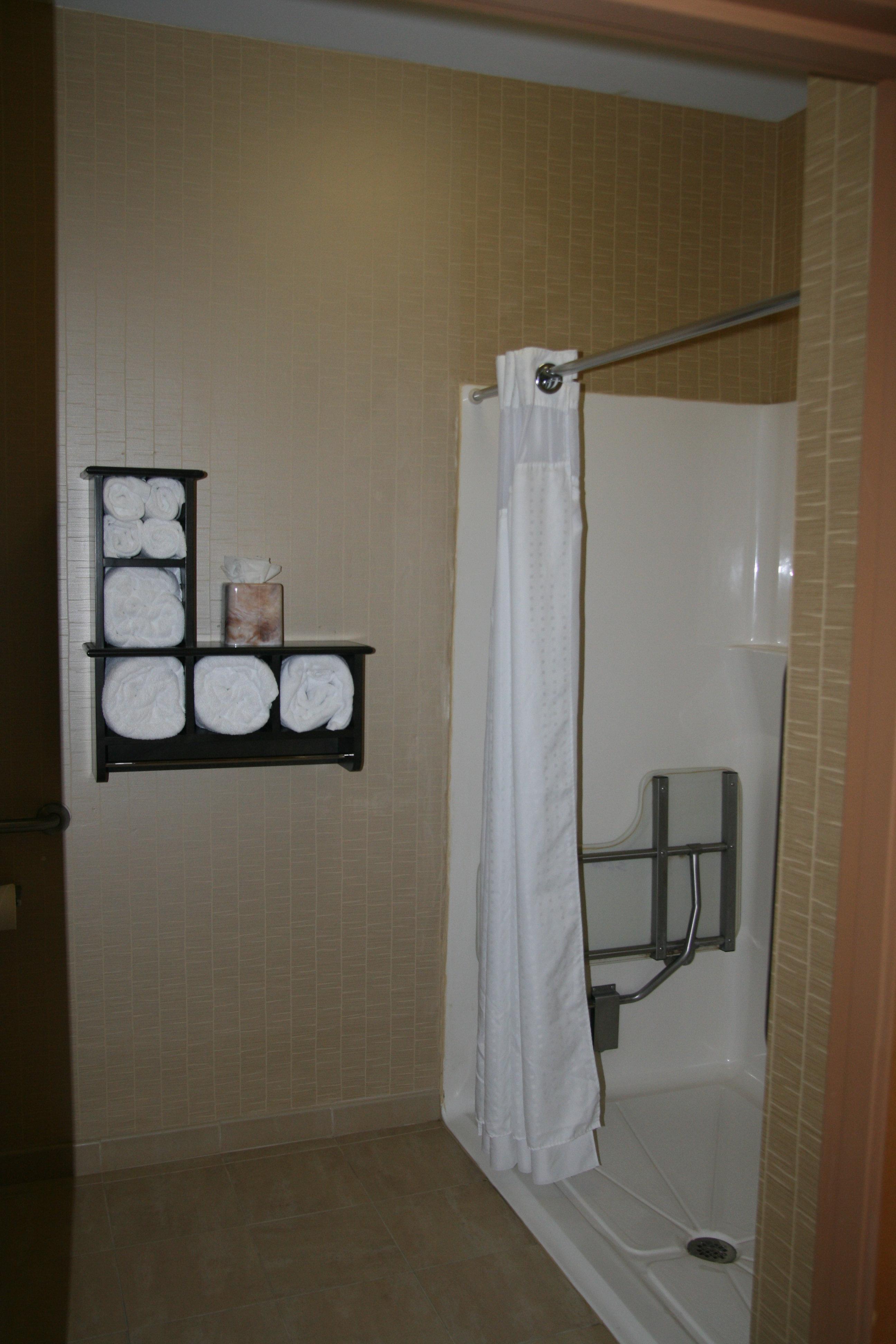 Holiday Inn Express Hotel & Suites Vineland Millville By Ihg Екстер'єр фото