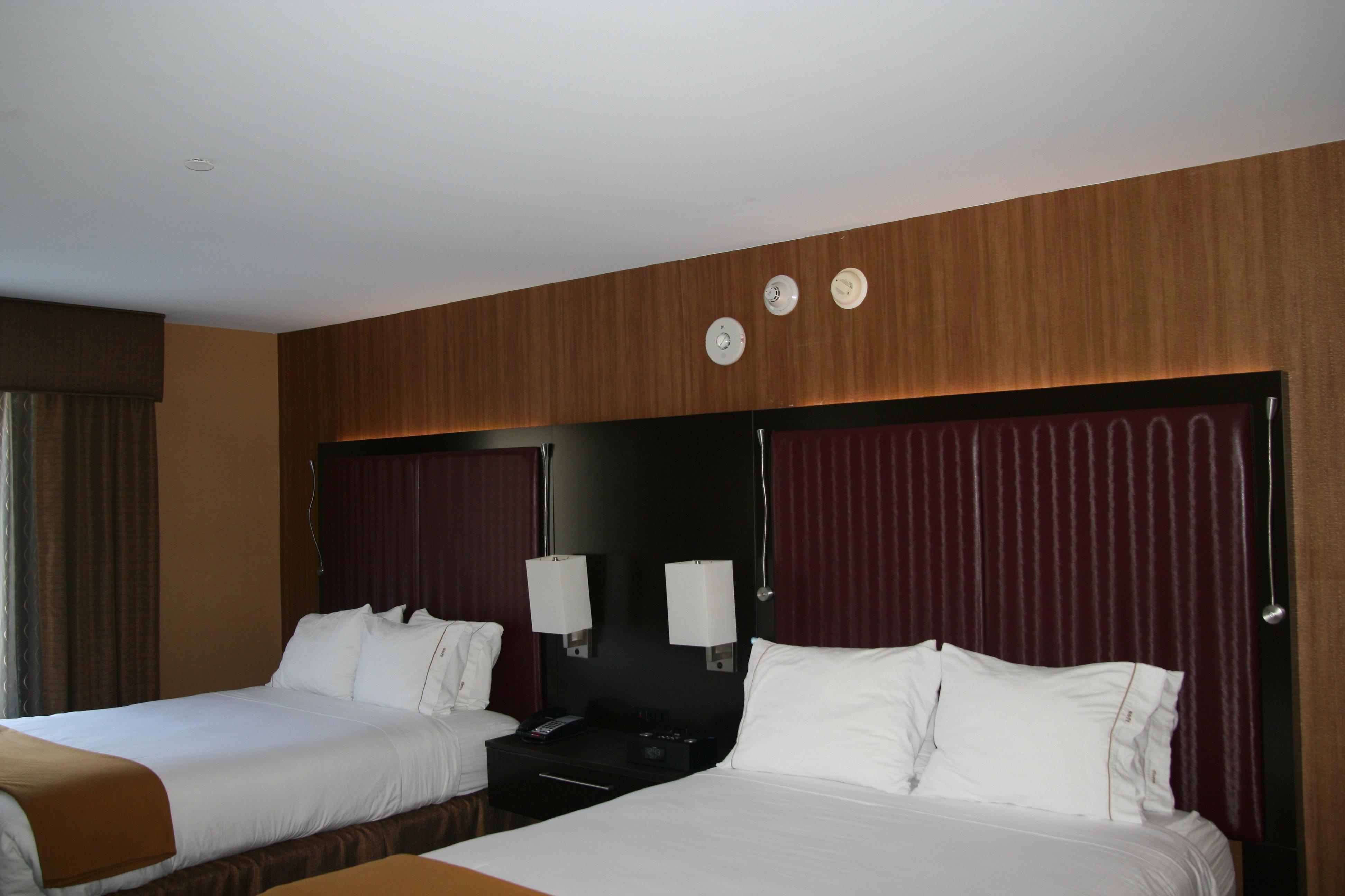 Holiday Inn Express Hotel & Suites Vineland Millville By Ihg Екстер'єр фото