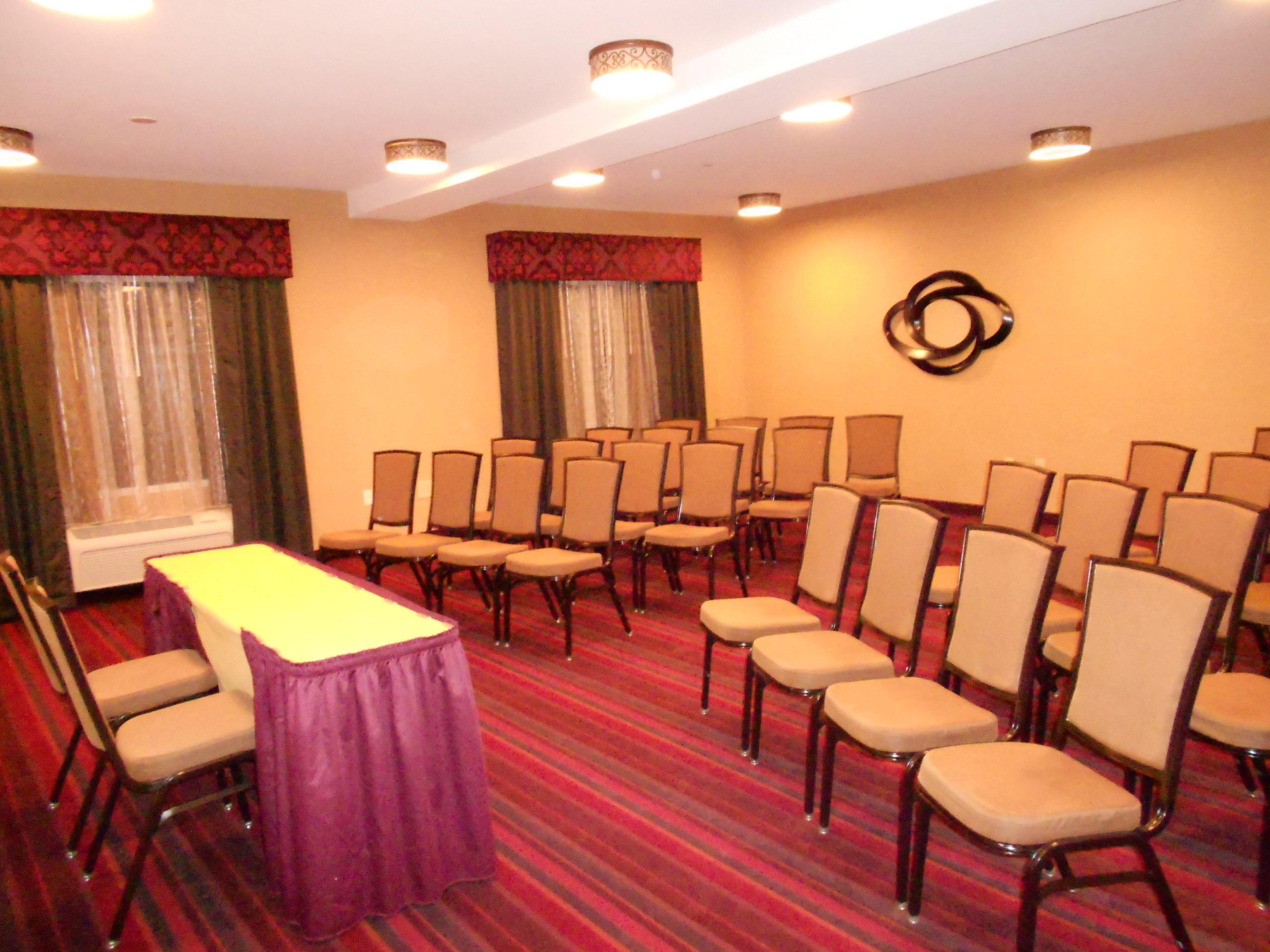 Holiday Inn Express Hotel & Suites Vineland Millville By Ihg Екстер'єр фото