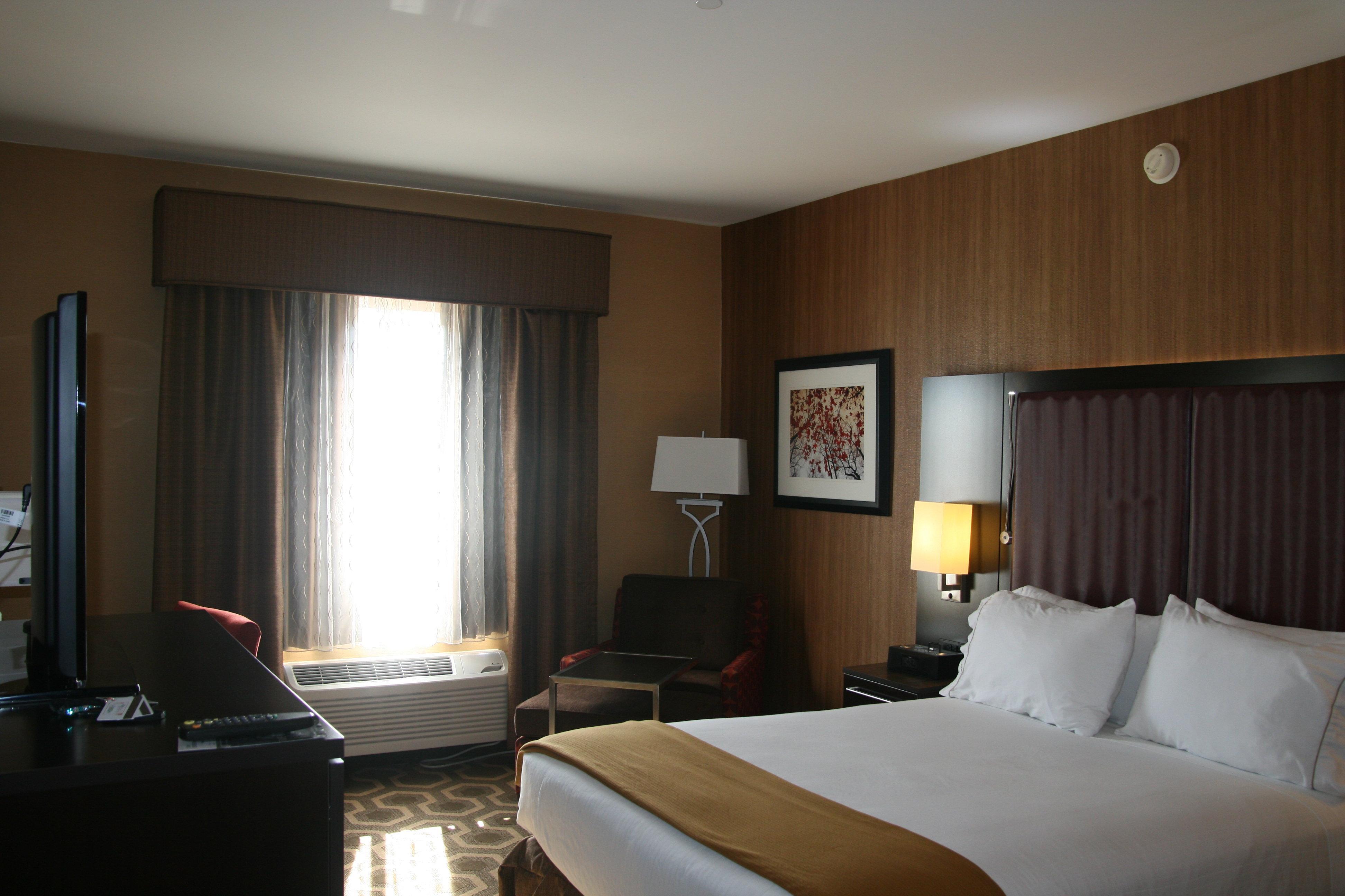 Holiday Inn Express Hotel & Suites Vineland Millville By Ihg Екстер'єр фото