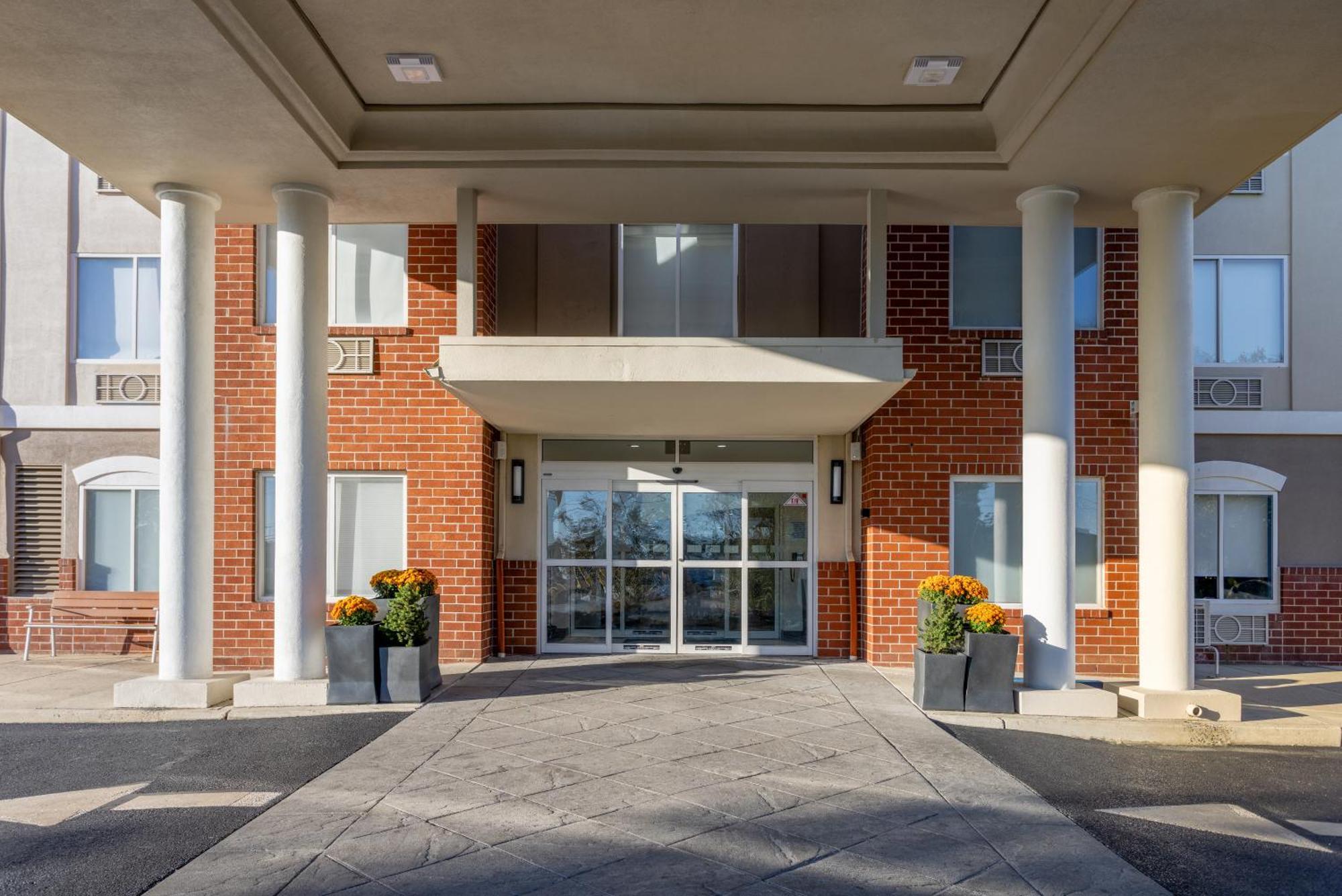 Holiday Inn Express Hotel & Suites Vineland Millville By Ihg Екстер'єр фото