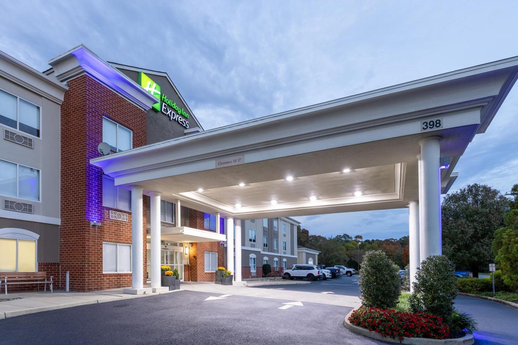 Holiday Inn Express Hotel & Suites Vineland Millville By Ihg Екстер'єр фото