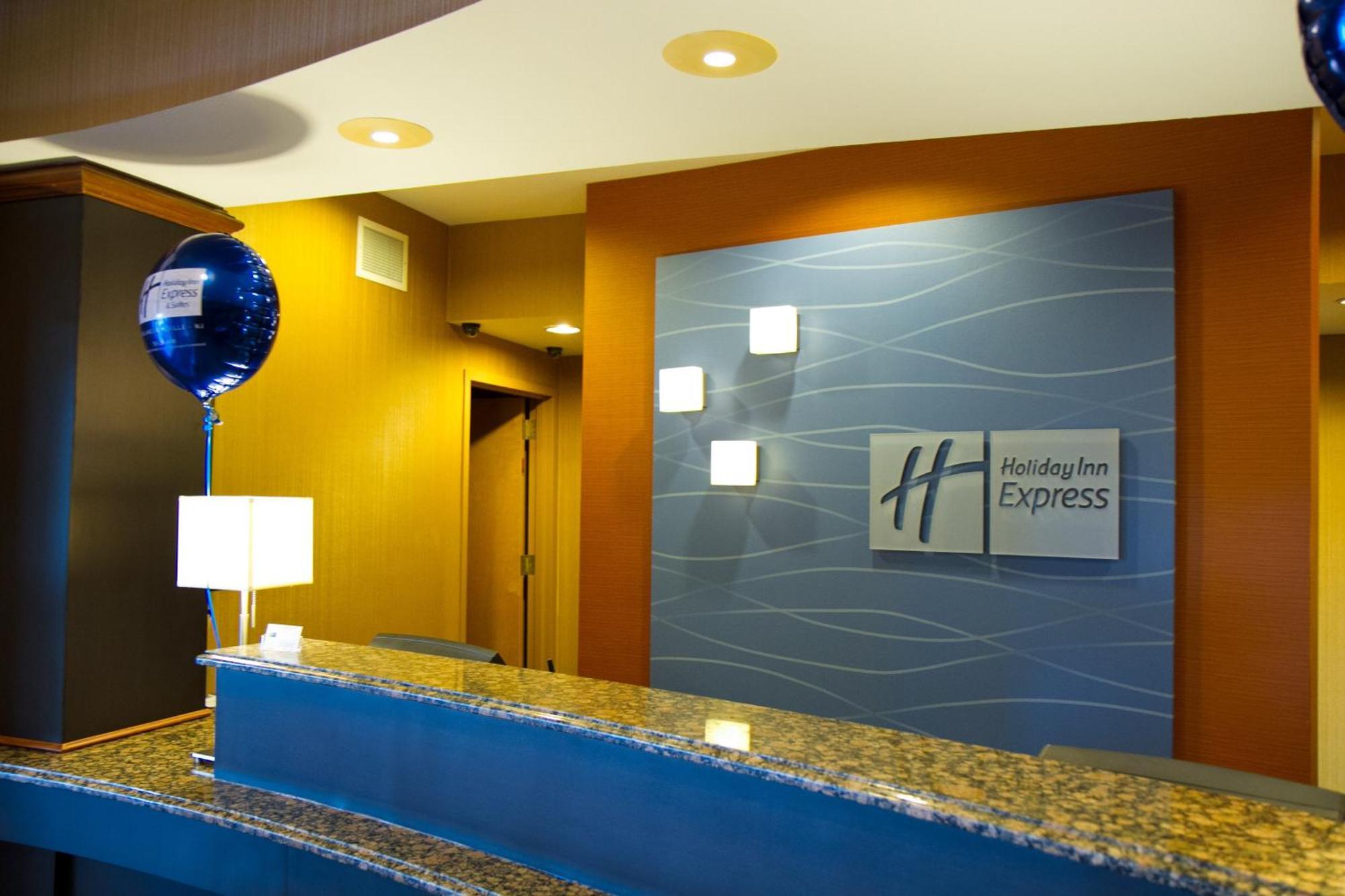 Holiday Inn Express Hotel & Suites Vineland Millville By Ihg Екстер'єр фото